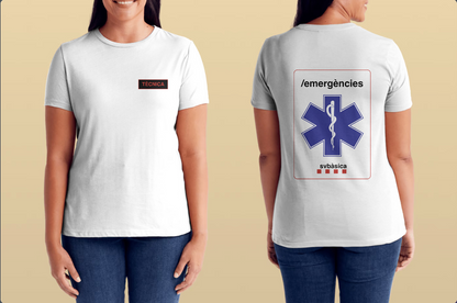 Camiseta de mujer con la palabra técnica emergencias sanitarias en el pecho y en la parte trasera /emergencias y una estrella de la vida